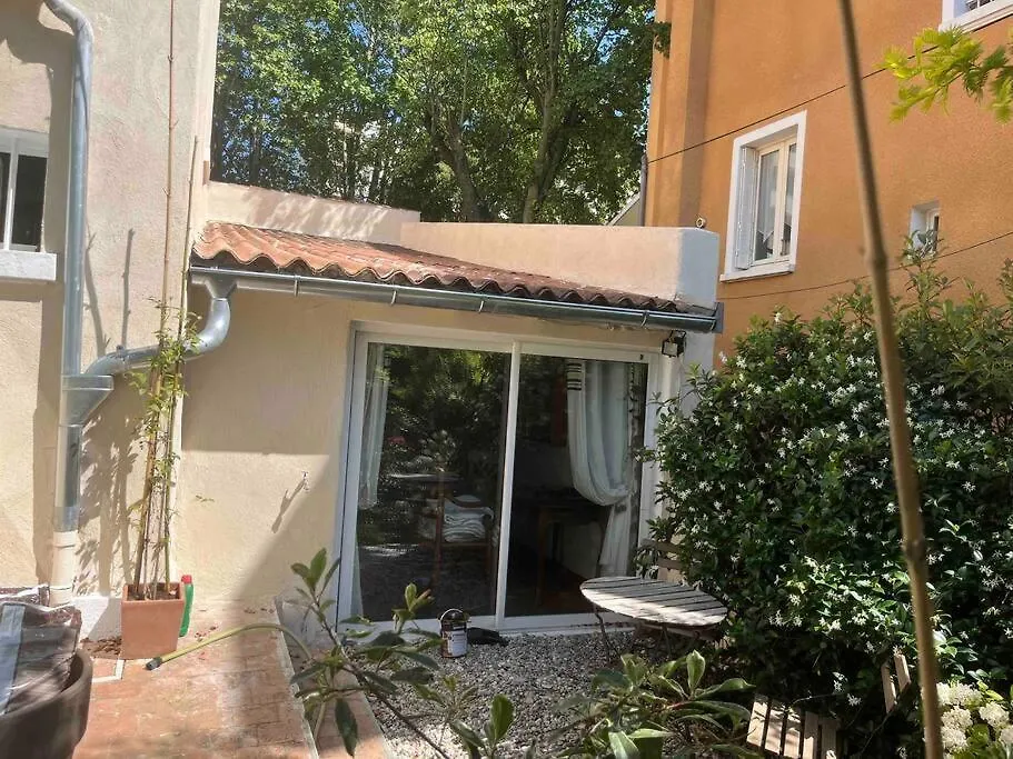 Studio Close Fourviere Very Quiet & Small Terrace Apartment Lyon 0*,