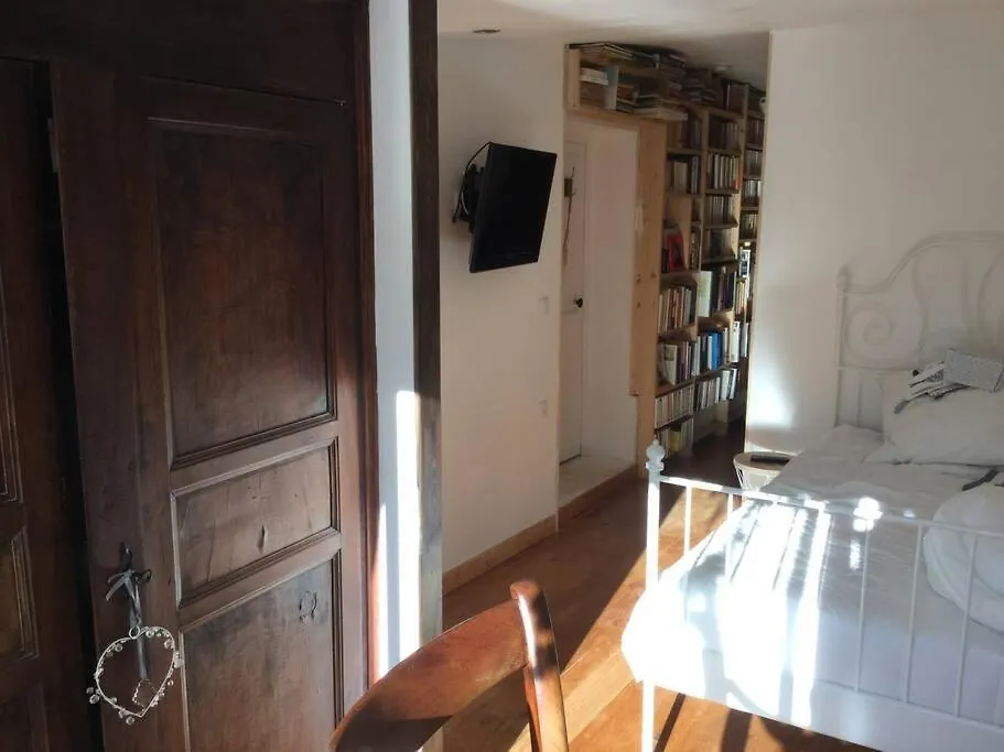 Studio Close Fourviere Very Quiet & Small Terrace Apartment Lyon