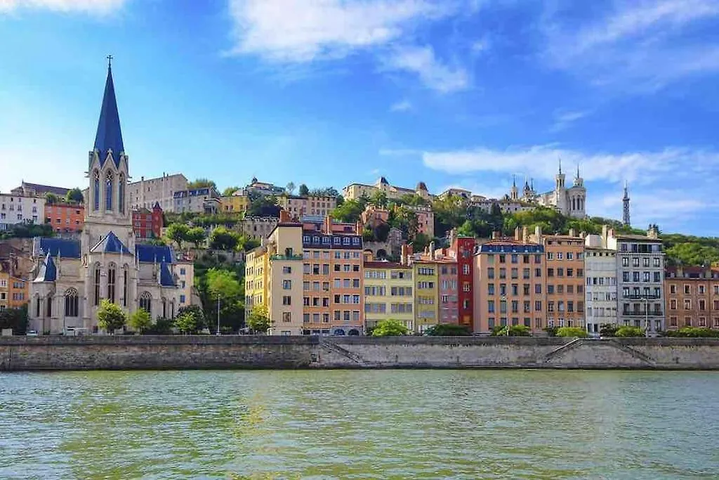Studio Close Fourviere Very Quiet & Small Terrace Apartment Lyon 0*,  France