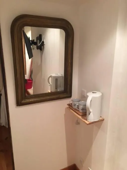 Apartament Studio Close Fourviere Very Quiet & Small Terrace Lyon Francja