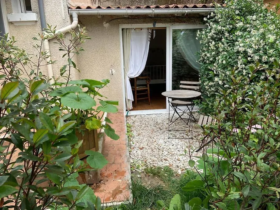 Studio Close Fourviere Very Quiet & Small Terrace Apartment Lyon