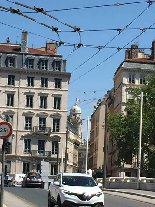 Studio Close Fourviere Very Quiet & Small Terrace Apartment Lyon